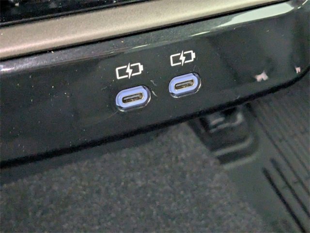 Used 2025 Toyota Crown XLE image 24