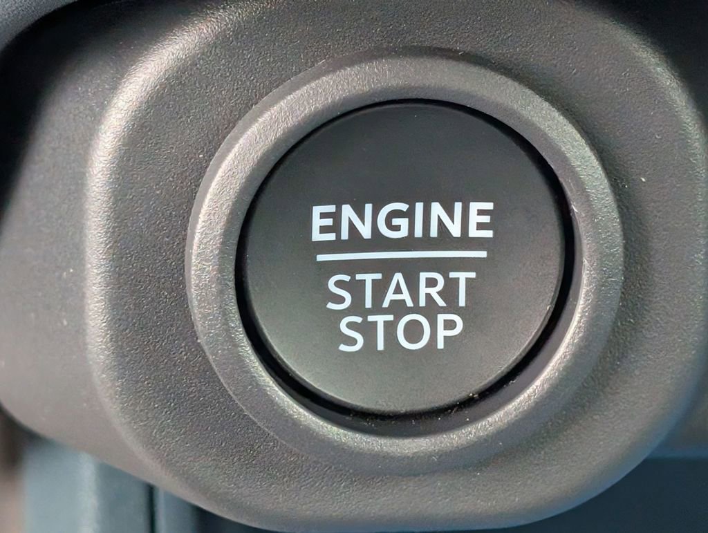 New 2025 Ford Maverick XLT w/ Equipment Group 301A image 39