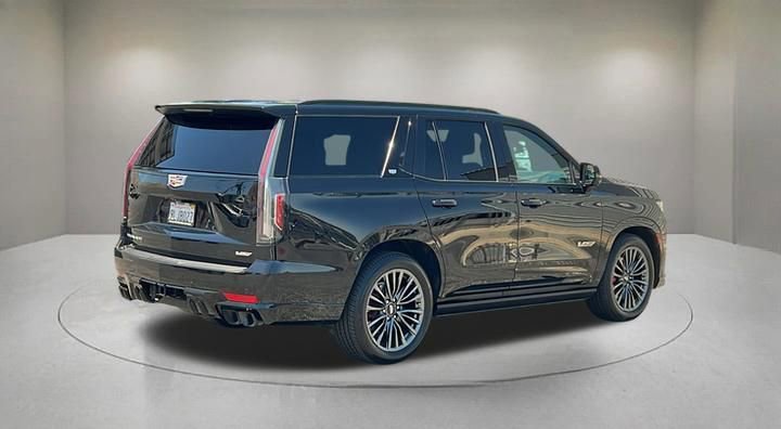 Used 2023 Cadillac Escalade V AWD/4WD image 4