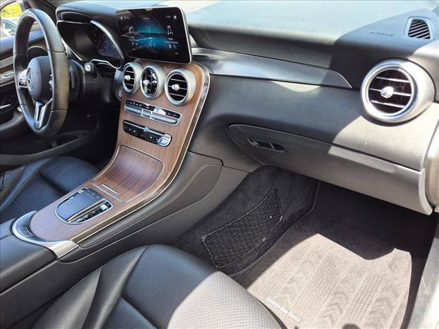 Used 2020 Mercedes-Benz GLC 300 image 19