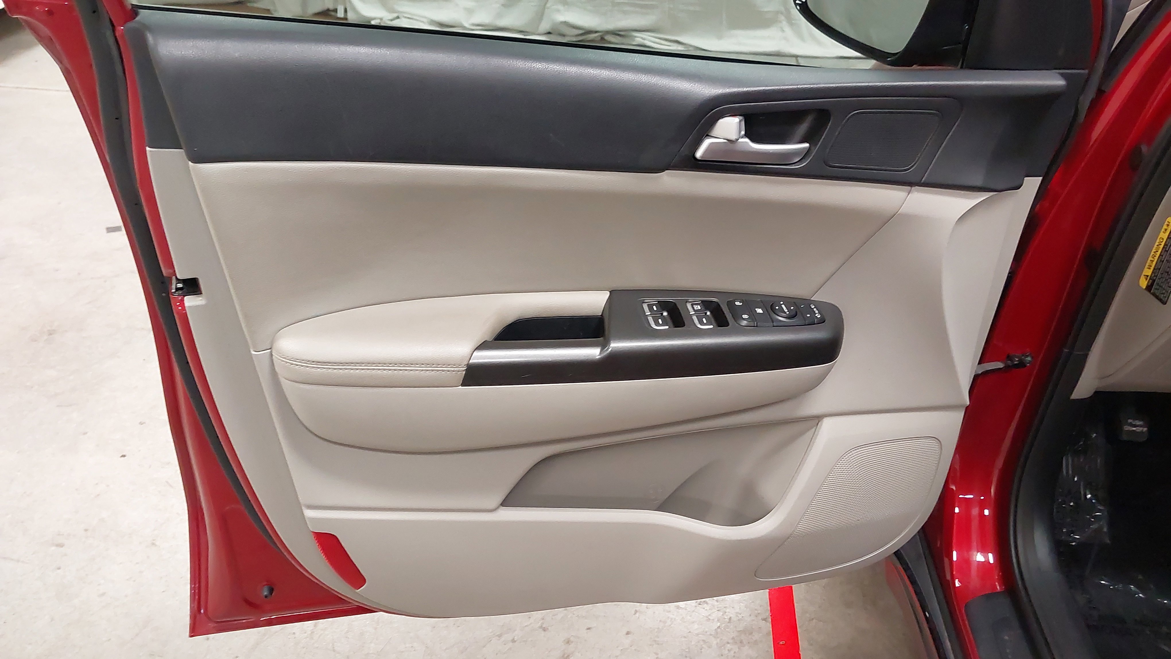 Used 2022 Kia Sportage Nightfall Edition image 24