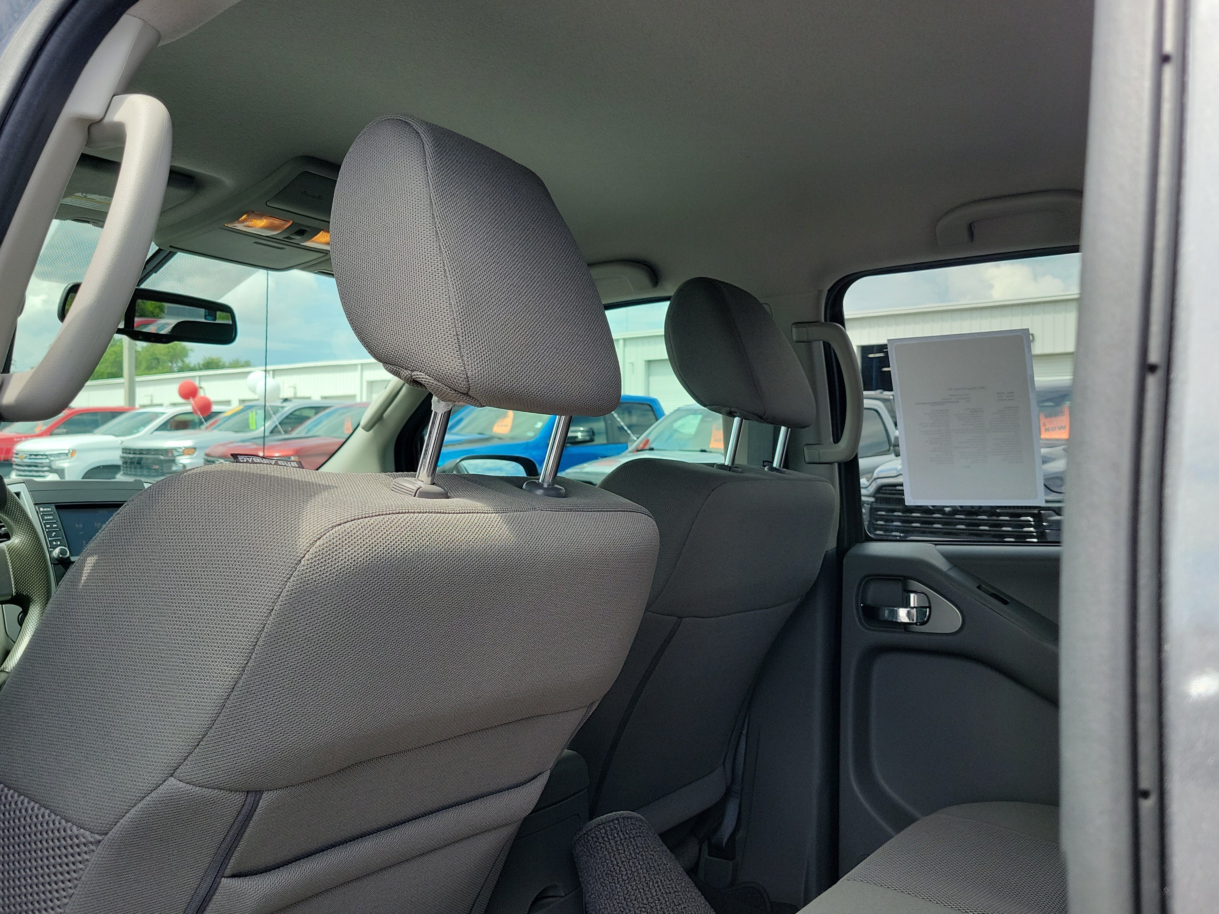 Used 2021 Nissan Frontier SV RWD image 14