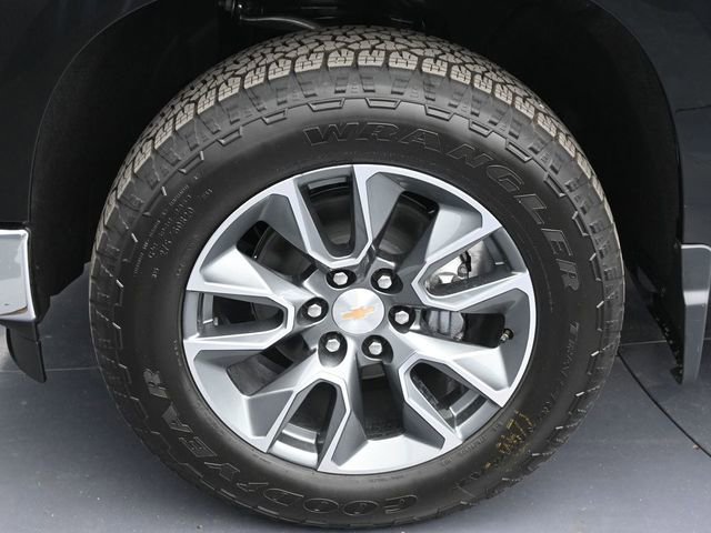 New 2026 Chevrolet Silverado 1500 LT image 24