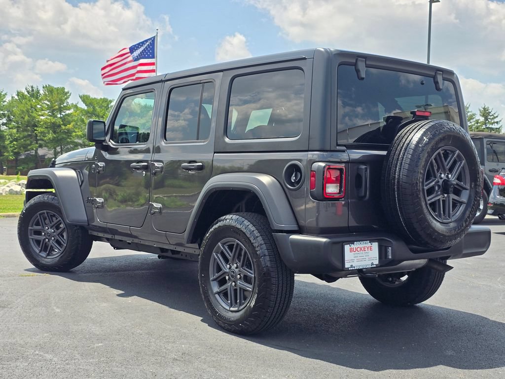 Used 2024 Jeep Wrangler Unlimited Sport AWD/4WD image 6