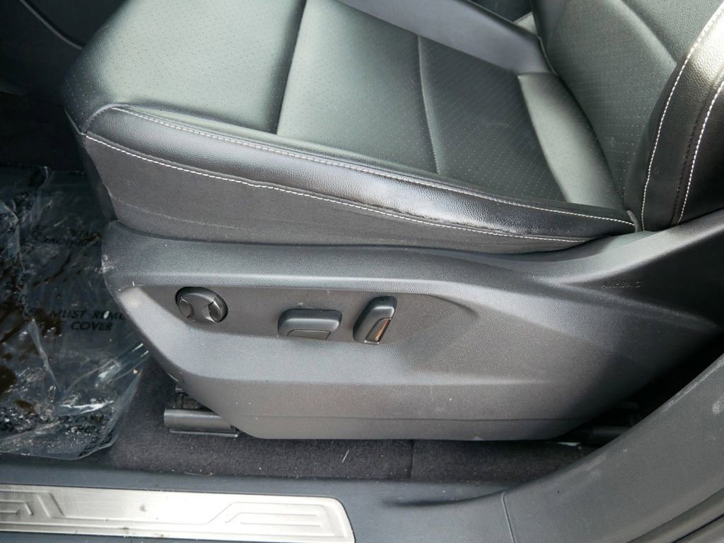 Used 2022 Volkswagen Atlas SE image 8