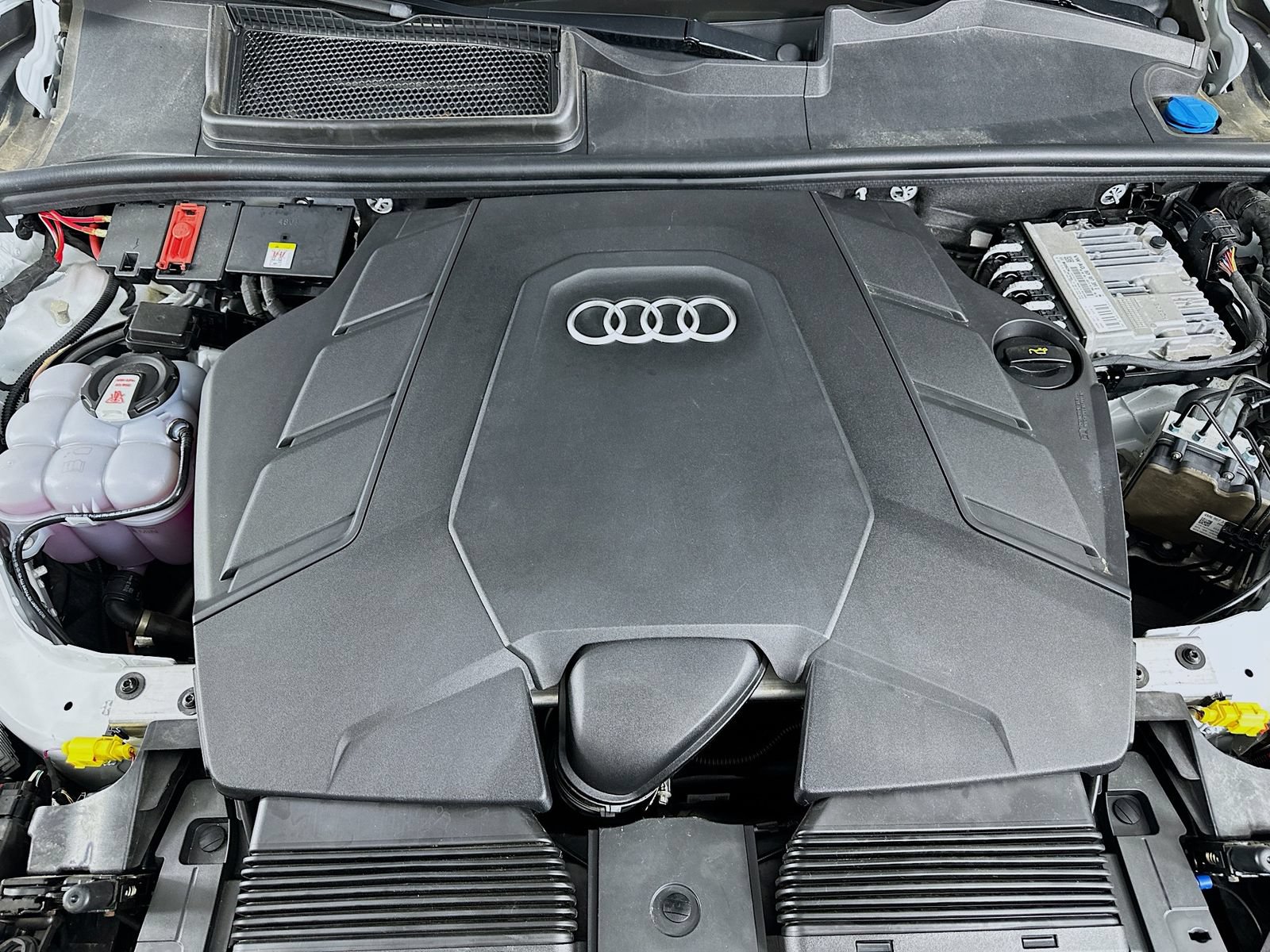 Used 2021 Audi Q7 3.0T Prestige w/ Prestige Package AWD/4WD image 13