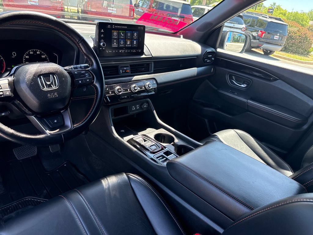 Certified 2025 Honda Pilot TrailSport image 29