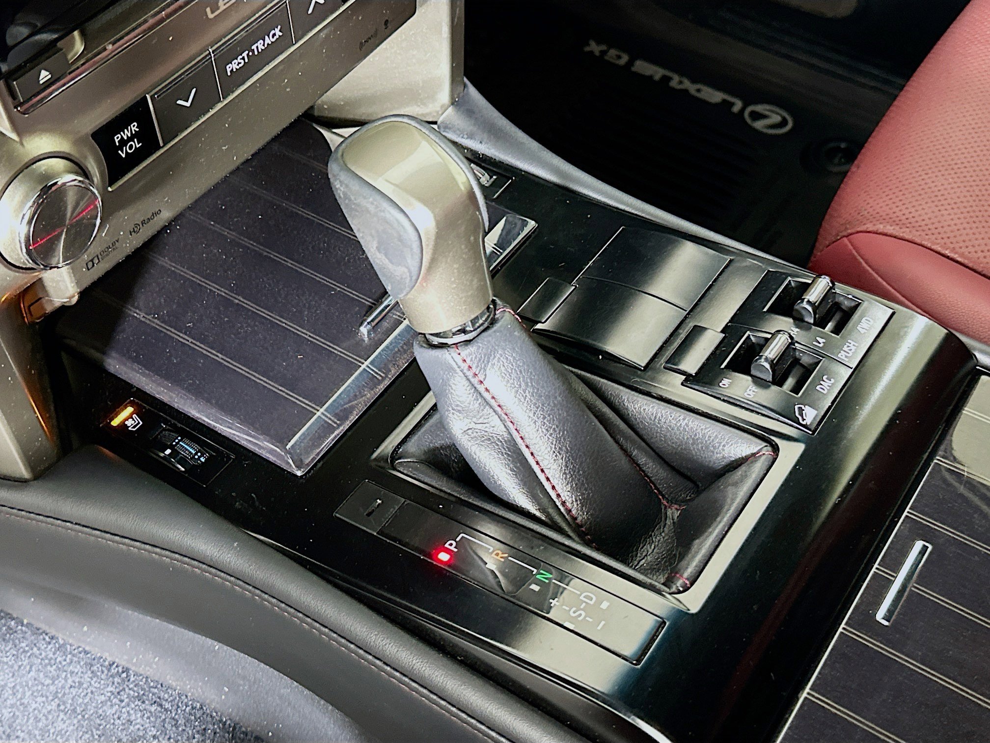 Used 2020 Lexus GX 460 Premium w/ Premium Package AWD/4WD image 25