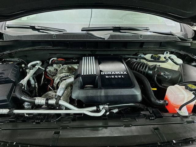Used 2025 Chevrolet Suburban High Country AWD/4WD image 36