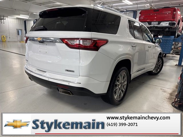 Used 2018 Chevrolet Traverse Premier w/ Driver Confidence II Package image 16