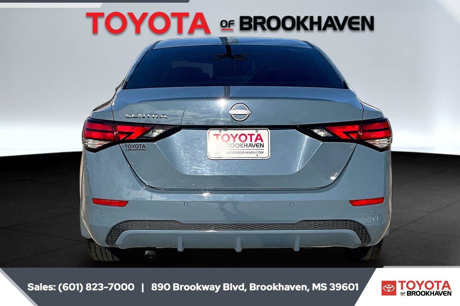 Used 2025 Nissan Sentra SV FWD image 4