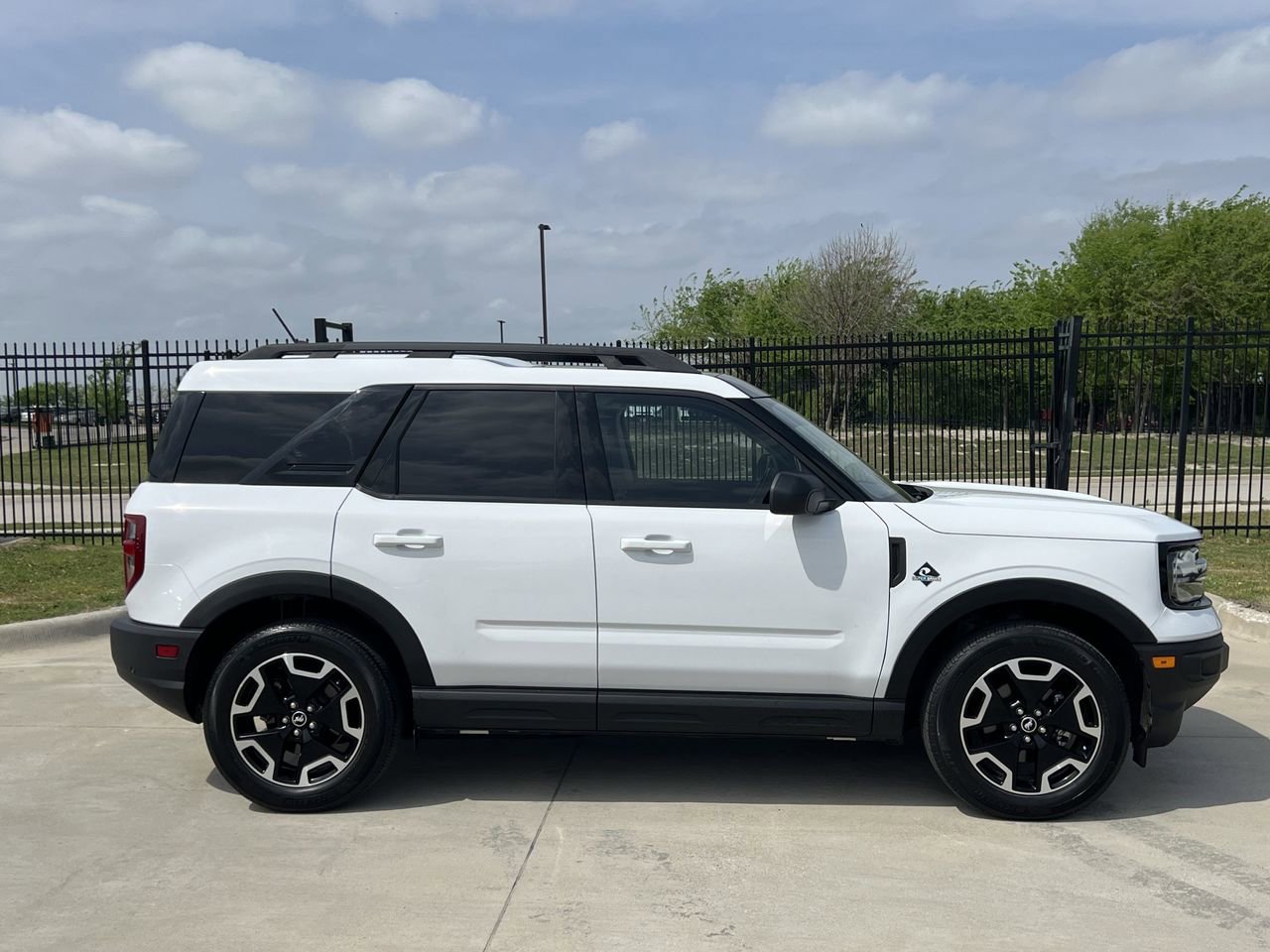 Used 2023 Ford Bronco Sport Outer Banks w/ Tech Package image 4