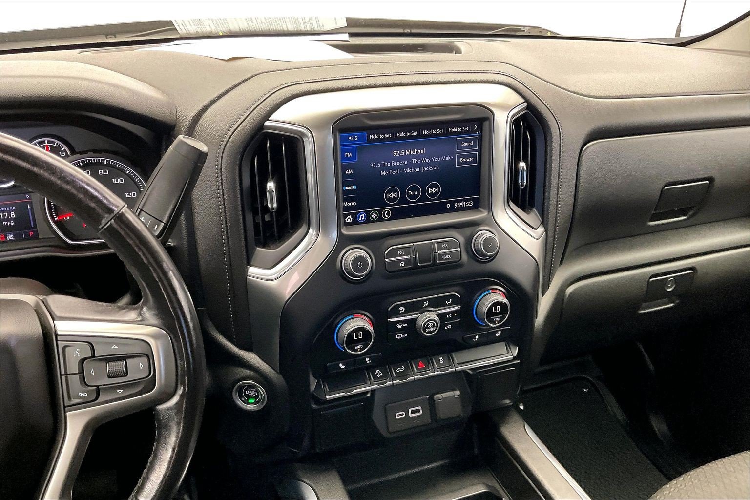 Used 2021 Chevrolet Silverado 1500 RST w/ Z71 Off-Road Package AWD/4WD image 5