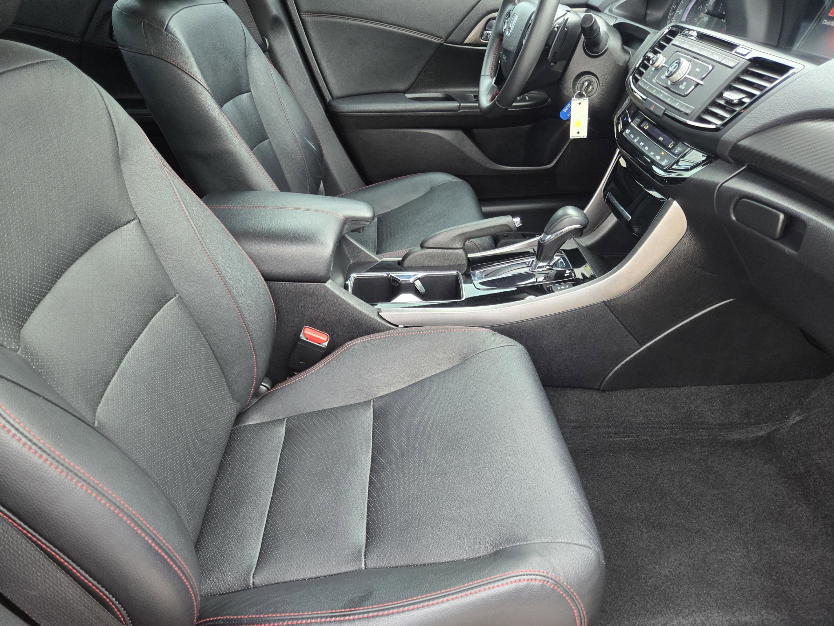 Used 2017 Honda Accord Sport Special Edition image 10