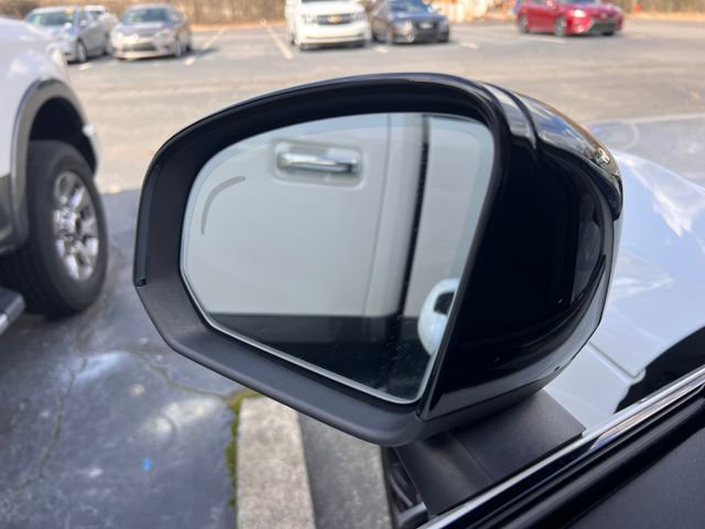 Used 2019 Volvo XC40 T4 R-Design image 12