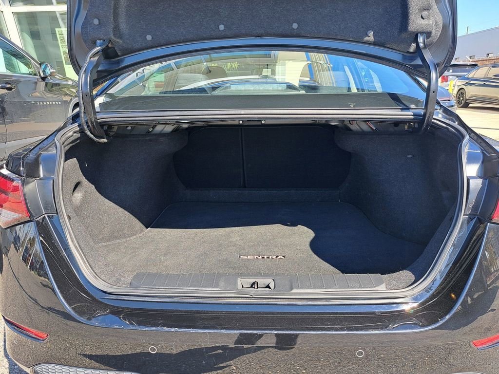 Used 2025 Nissan Sentra SV image 25