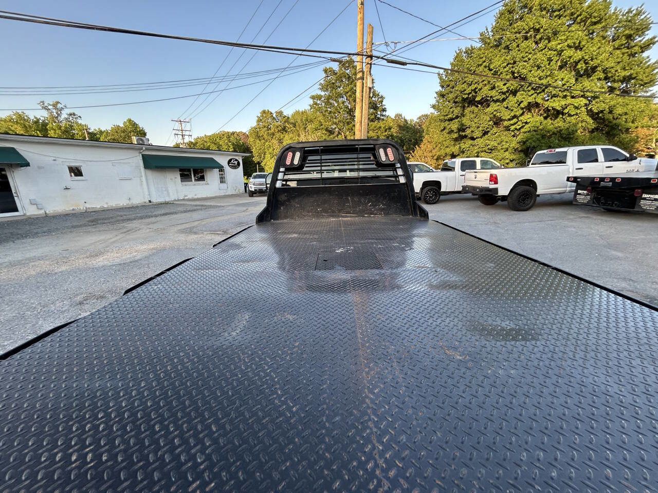 Used 2019 Ford F550 4x4 Regular Cab Super Duty w/ XL Value Package image 8