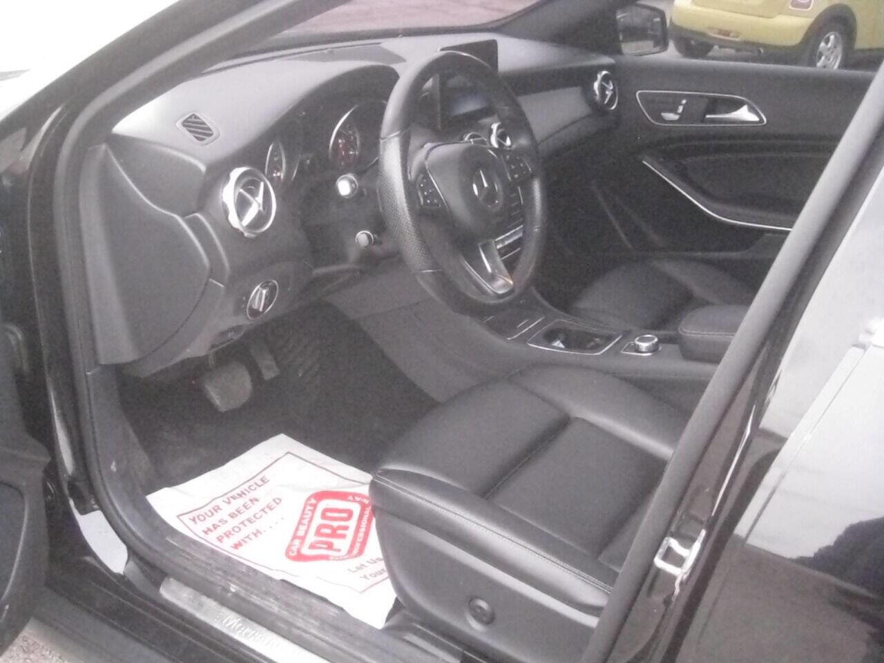 Used 2019 Mercedes-Benz GLA 250 4MATIC image 15