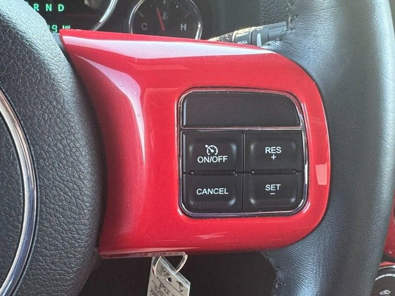 Used 2016 Jeep Wrangler Sahara w/ Connectivity Group image 17