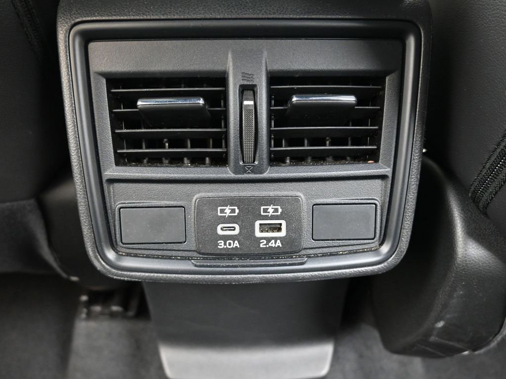 Certified 2025 Subaru Forester Premium image 17