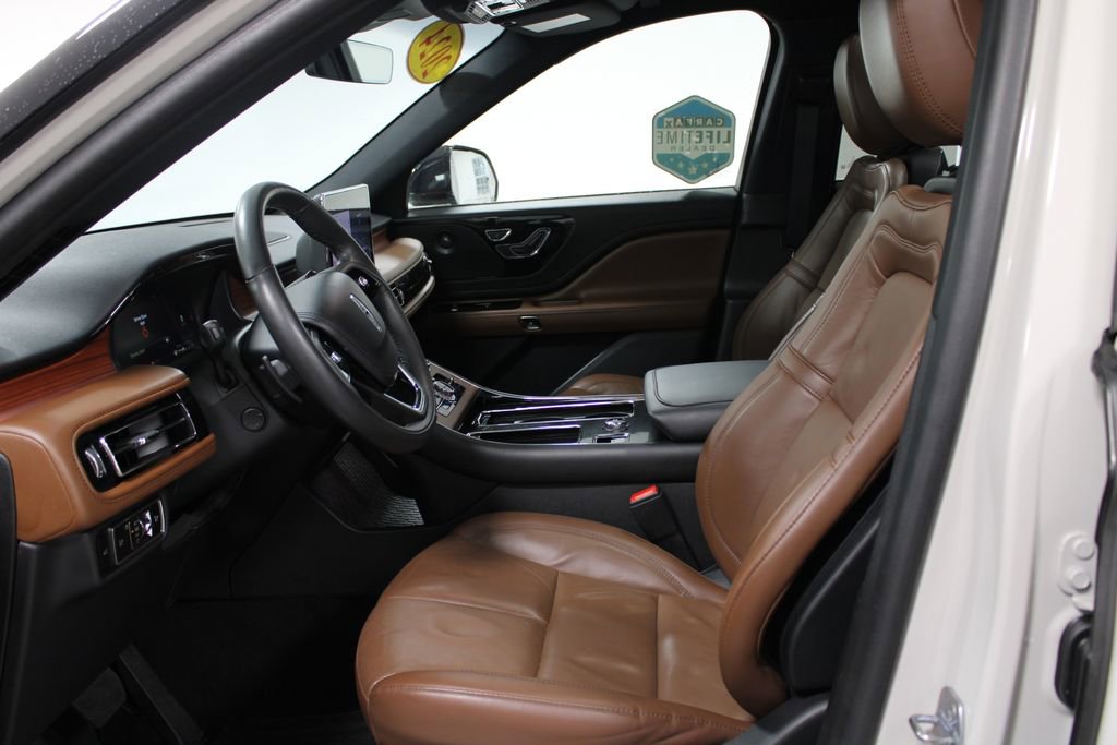 Used 2024 Lincoln Aviator Reserve w/ Equipment Group 201A image 22