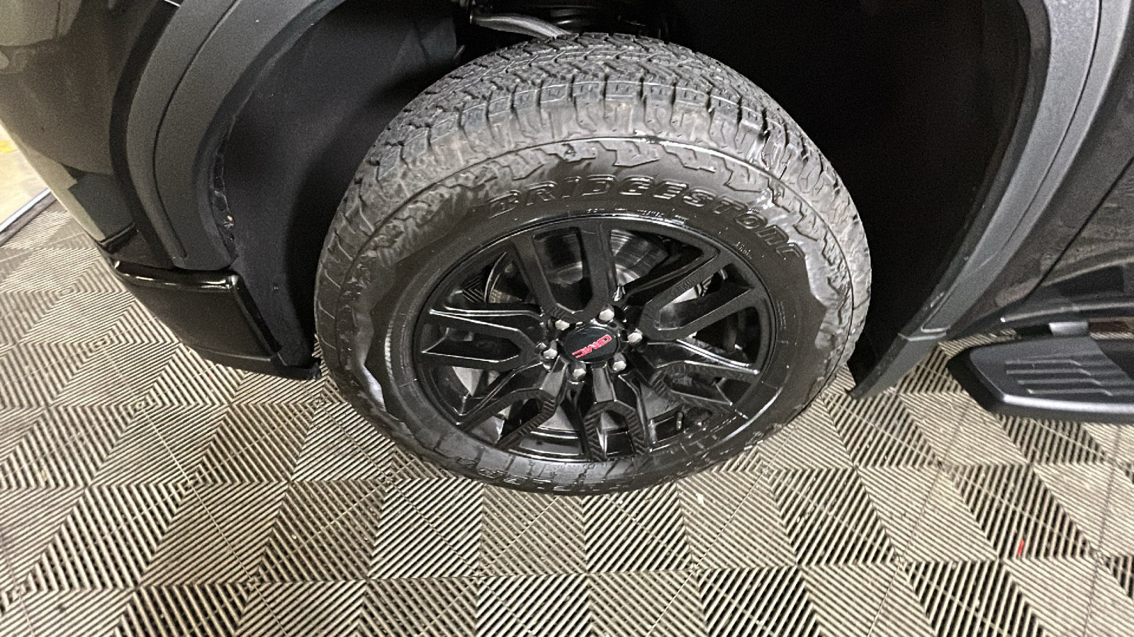 New 2026 GMC Sierra 1500 Elevation w/ Elevation Premium Package AWD/4WD image 11