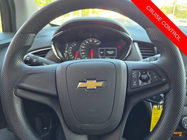Used 2020 Chevrolet Trax LS FWD image 12