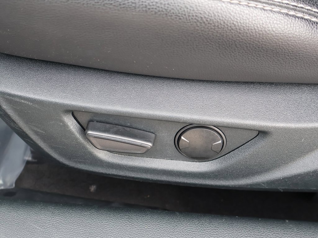 Used 2023 Ford Mustang Premium image 25