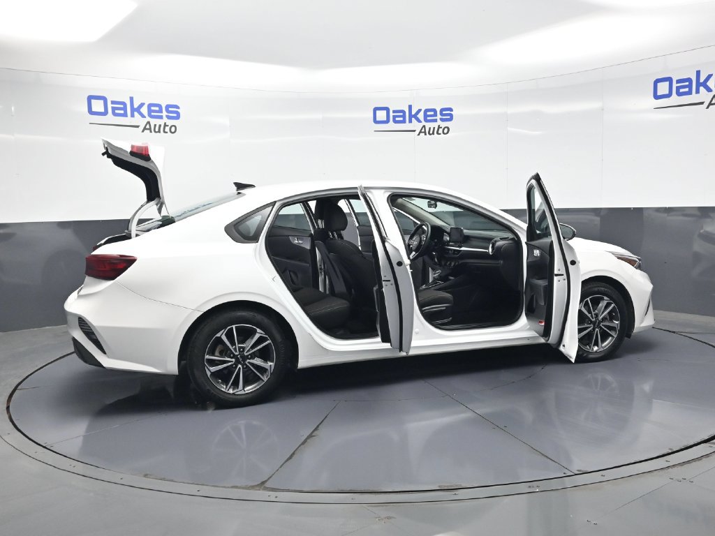 Certified 2023 Kia Forte LXS w/ LXS Technology Package FWD image 50