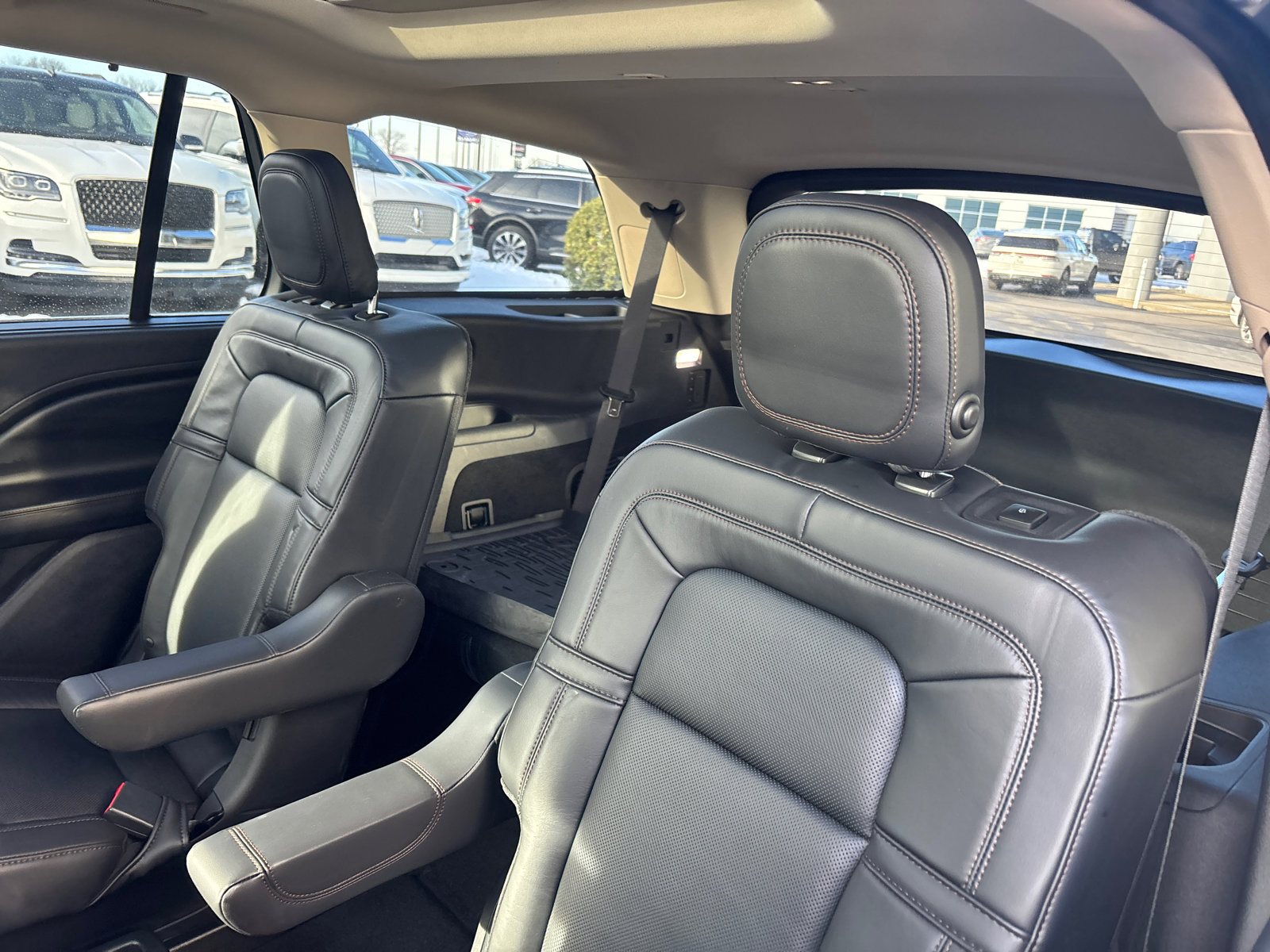 Used 2020 Lincoln Aviator Grand Touring w/ Equipment Group 302A image 26