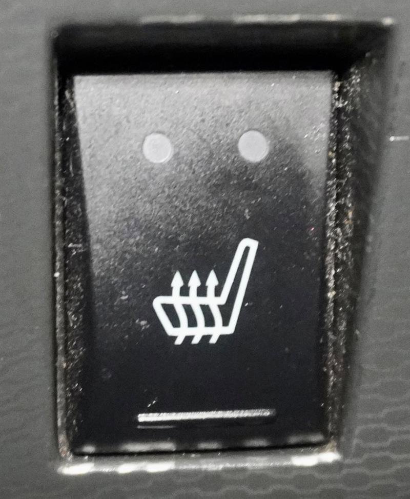 Used 2013 Dodge Challenger R/T image 19