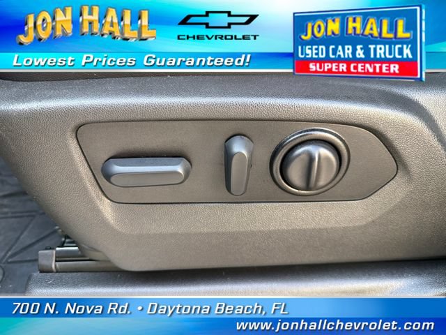 Used 2022 Chevrolet Silverado 1500 High Country w/ Technology Package AWD/4WD image 18