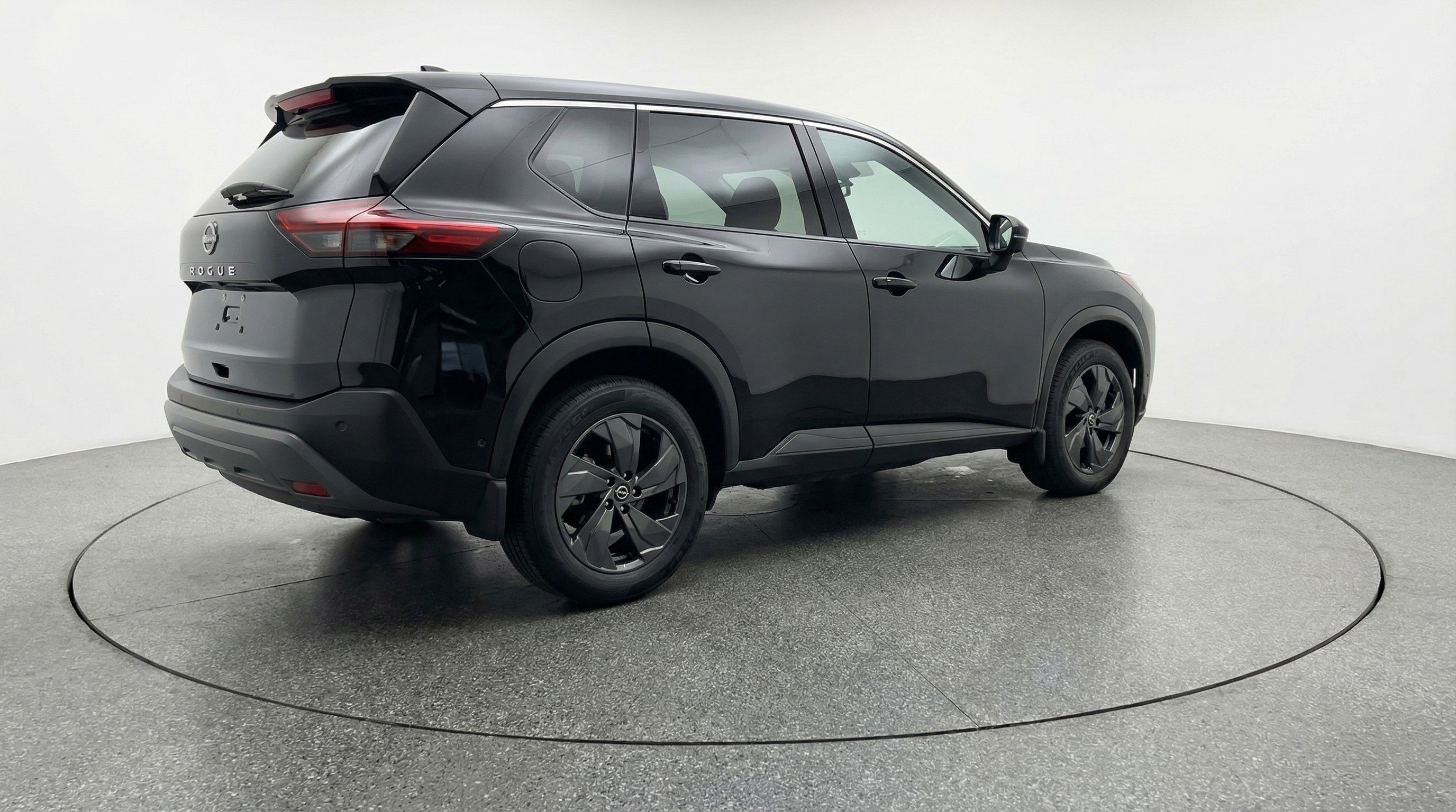 Used 2025 Nissan Rogue SV FWD image 9