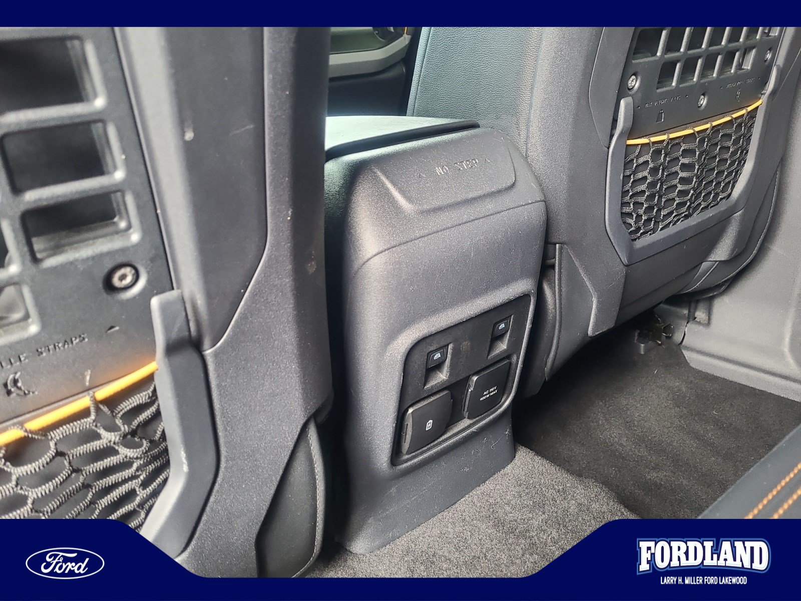 Used 2023 Ford Bronco Badlands w/ Sasquatch Package AWD/4WD image 31