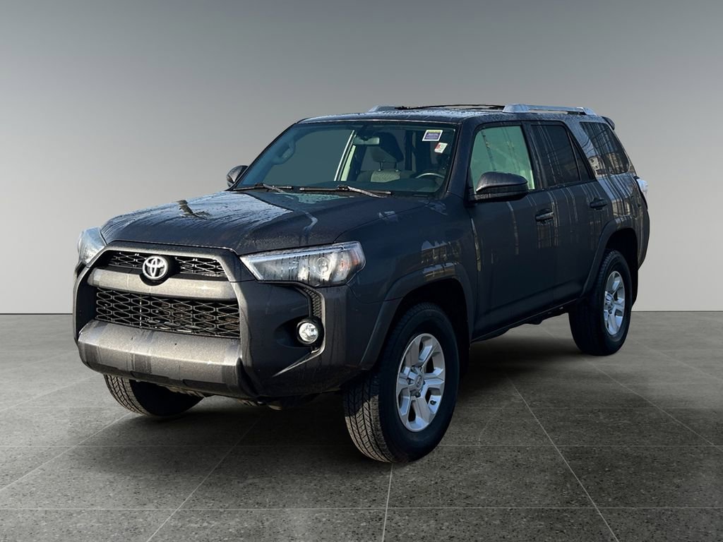 Used 2015 Toyota 4Runner SR5 image 3