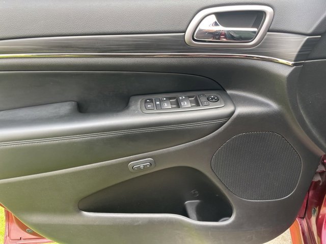 Used 2021 Jeep Grand Cherokee Limited X image 18