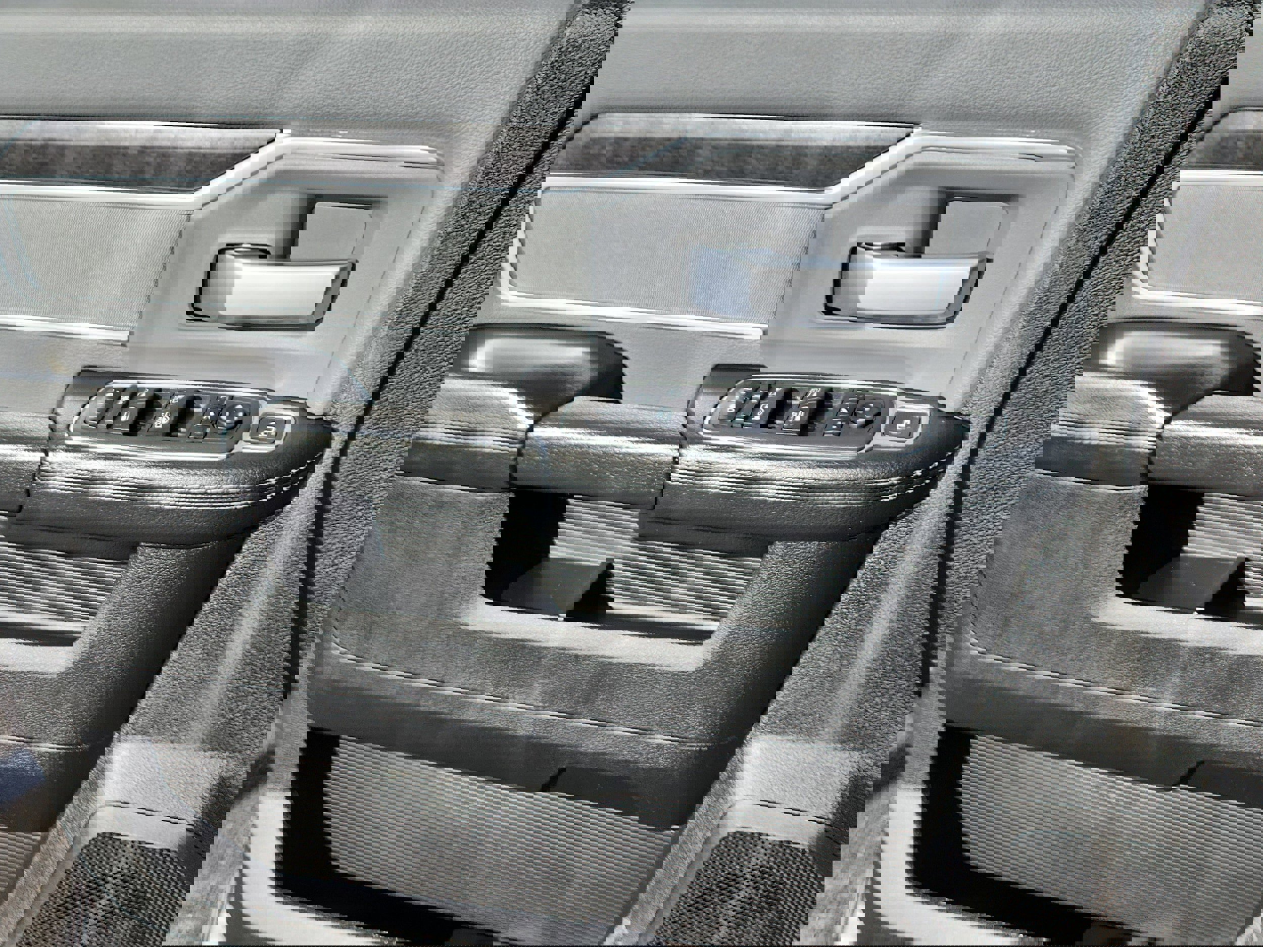 Used 2021 RAM 2500 Big Horn w/ Level B Equipment Group image 8