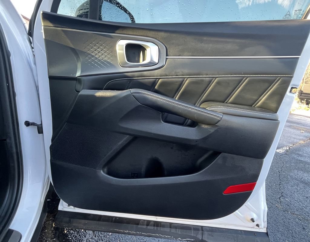 Used 2021 Kia Sorento SX image 21