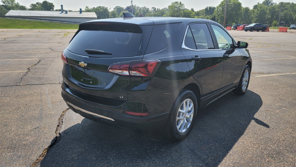 Used 2022 Chevrolet Equinox LT FWD image 12