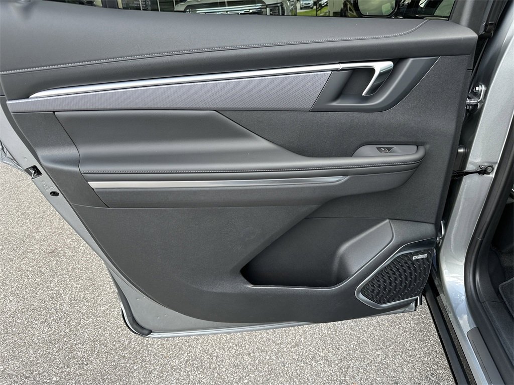 New 2025 Buick Enclave Sport Touring w/ Power Package image 32