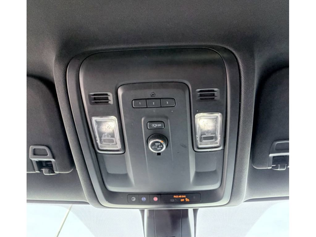 Used 2021 GMC Yukon SLT image 15