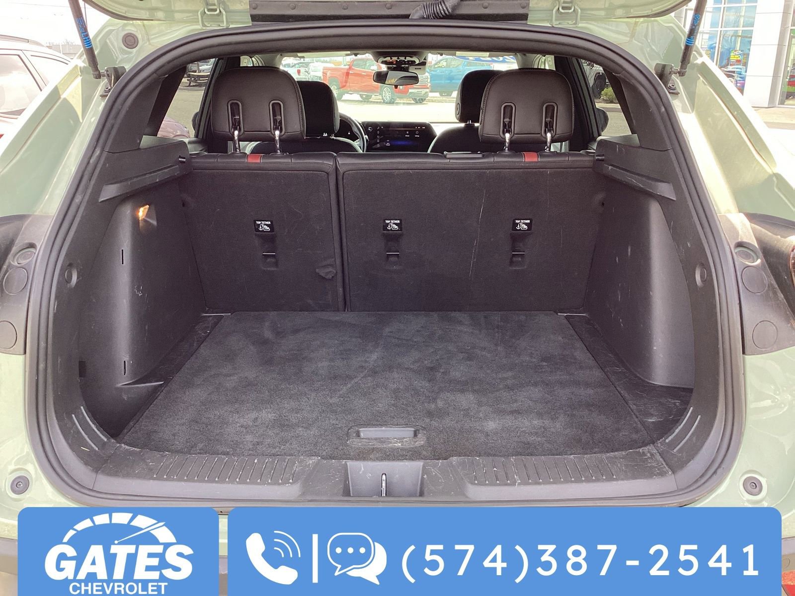 Used 2024 Chevrolet Trax RS w/ Sunroof Package image 12
