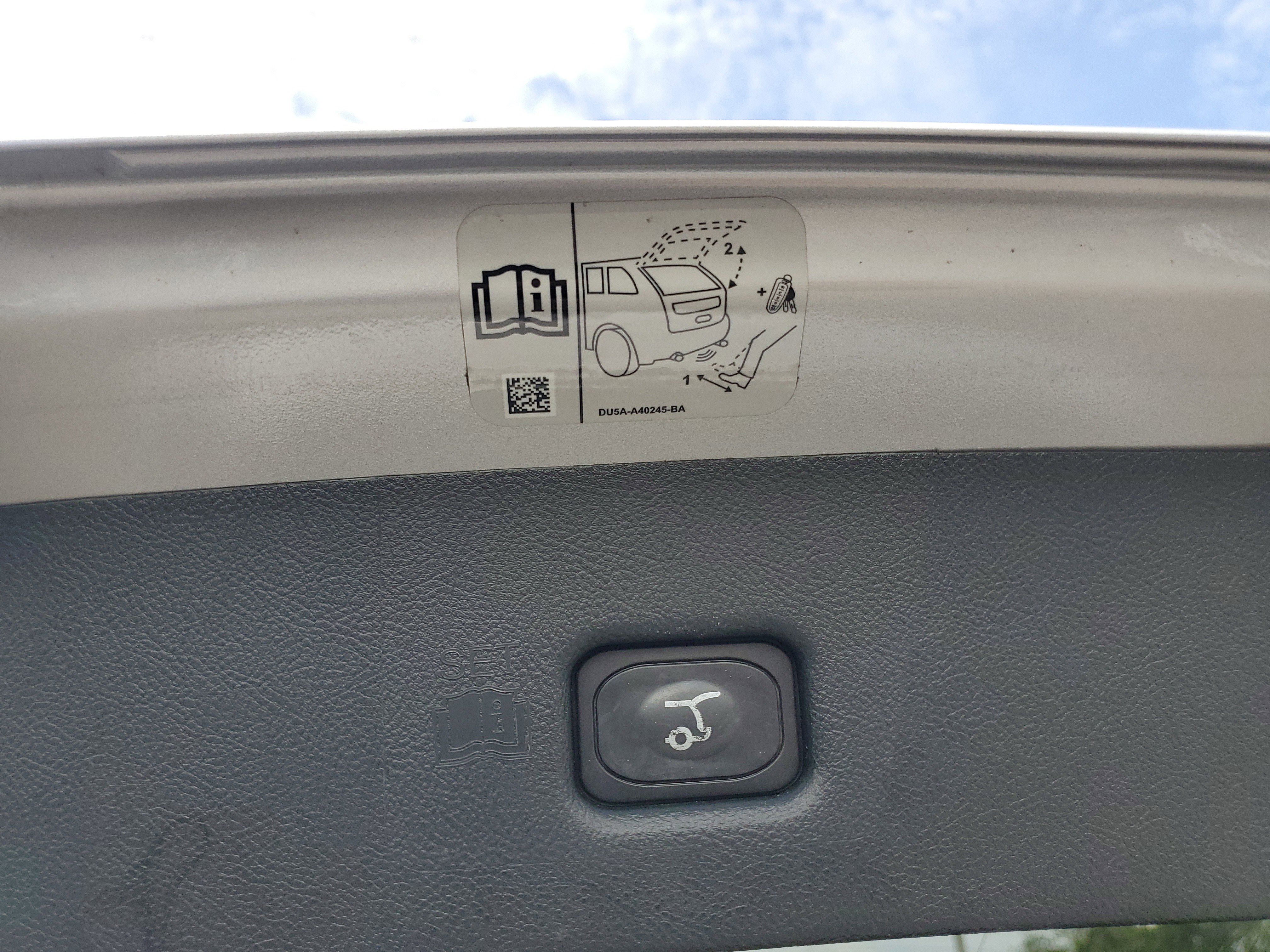 Certified 2019 Lincoln Nautilus Select image 9