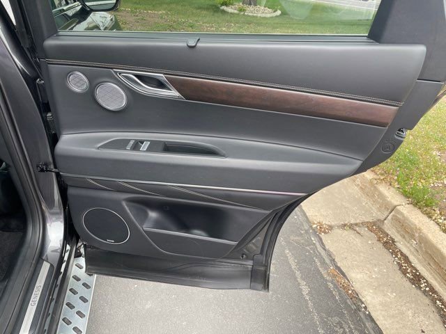Used 2021 Genesis GV80 2.5T w/ Prestige Package 04 AWD/4WD image 22