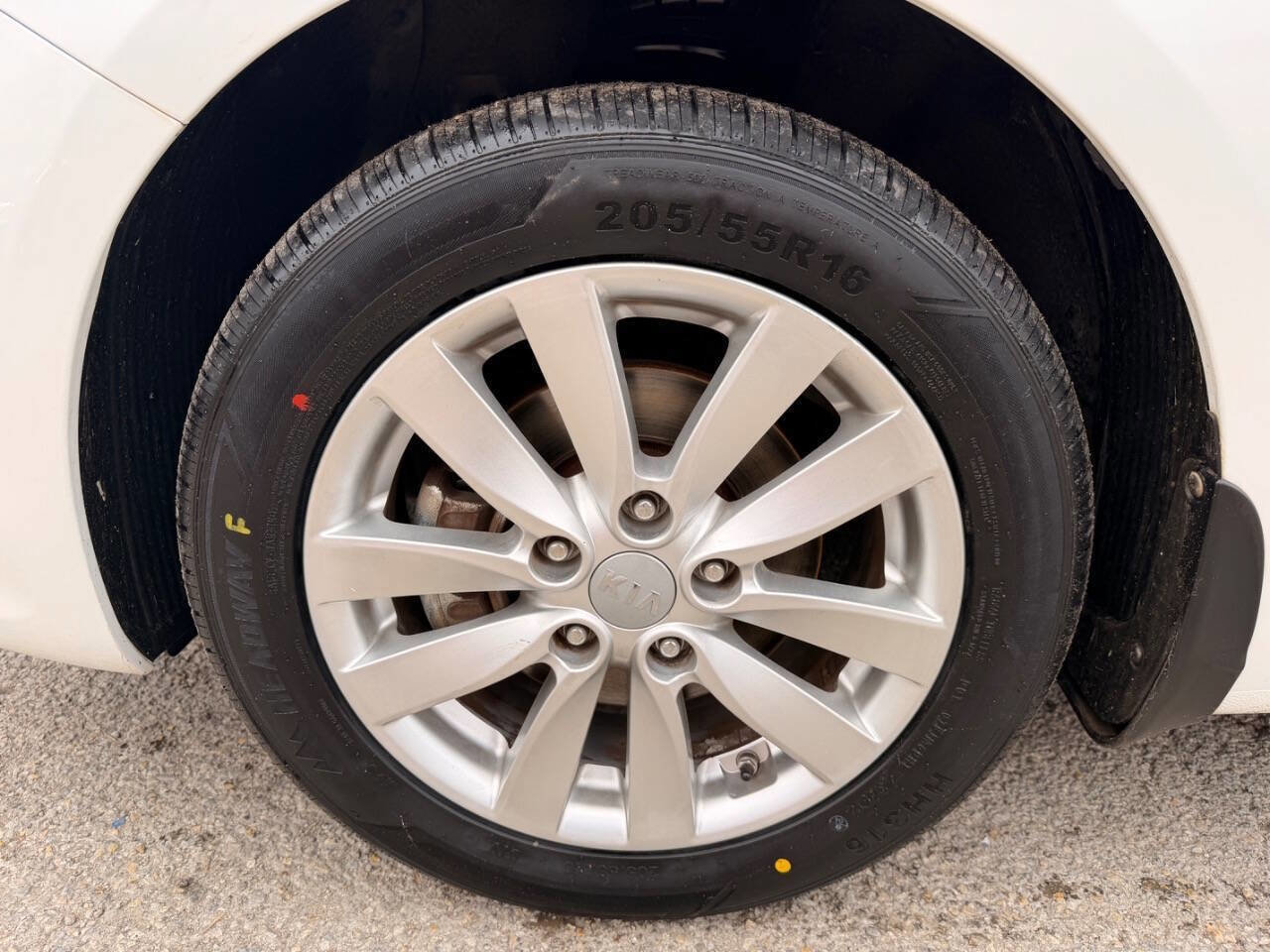 Used 2014 Kia Forte Koup EX image 28