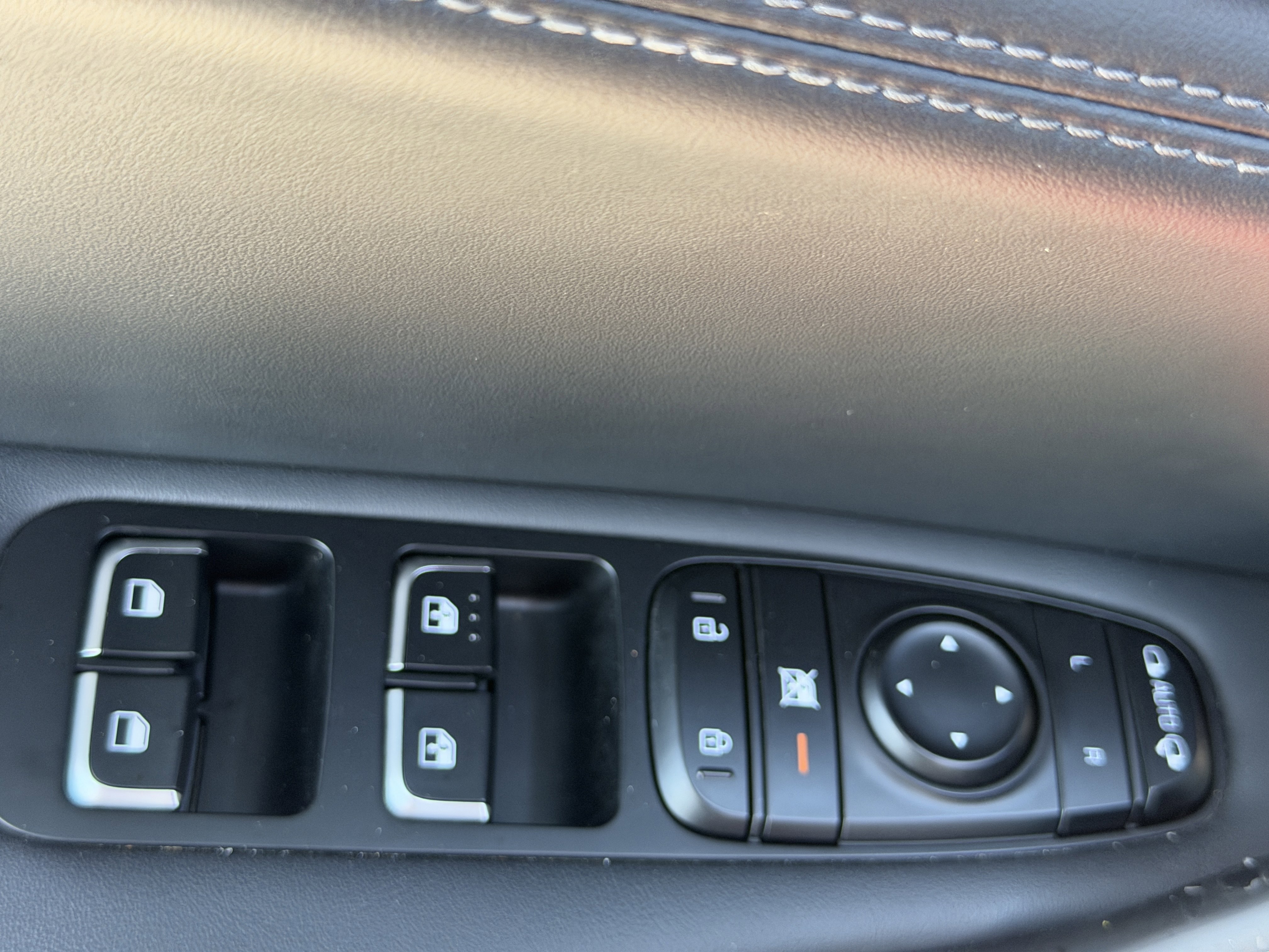 Certified 2019 Kia Stinger Premium image 18