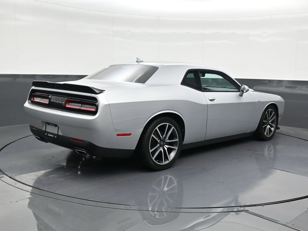 Used 2023 Dodge Challenger GT w/ Plus Package image 5