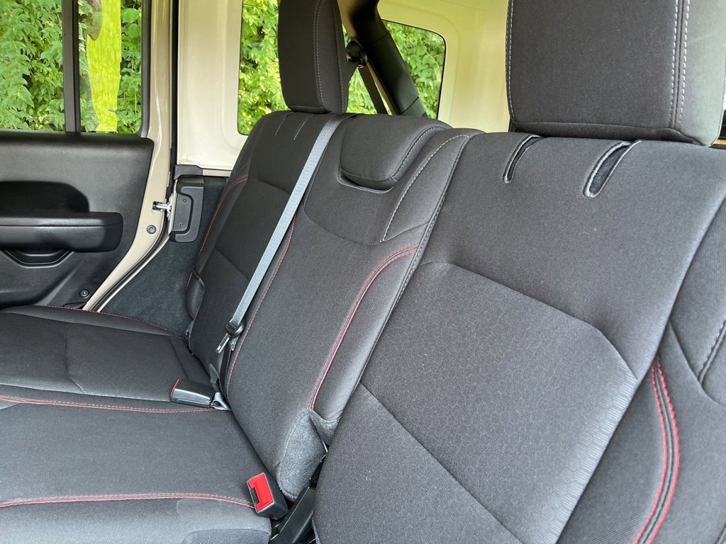 Used 2022 Jeep Wrangler Unlimited Rubicon w/ LED Lighting Group image 37