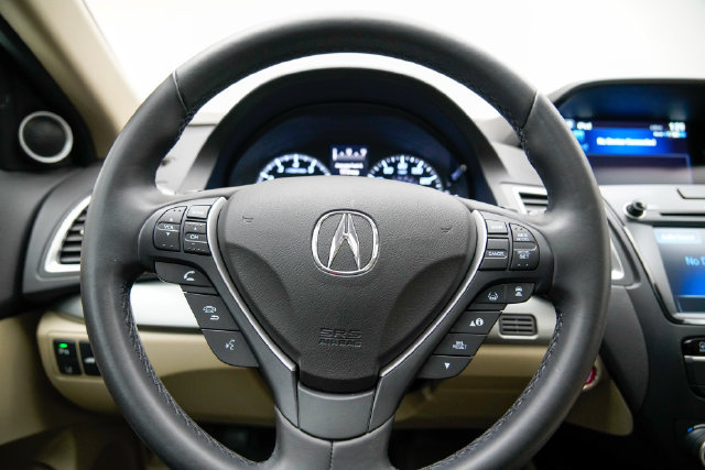 Used 2017 Acura RDX w/ Advance Package AWD/4WD image 25