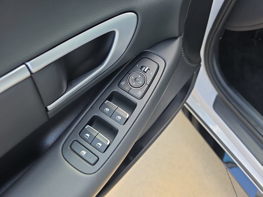 New 2026 Hyundai Sonata SEL FWD image 16